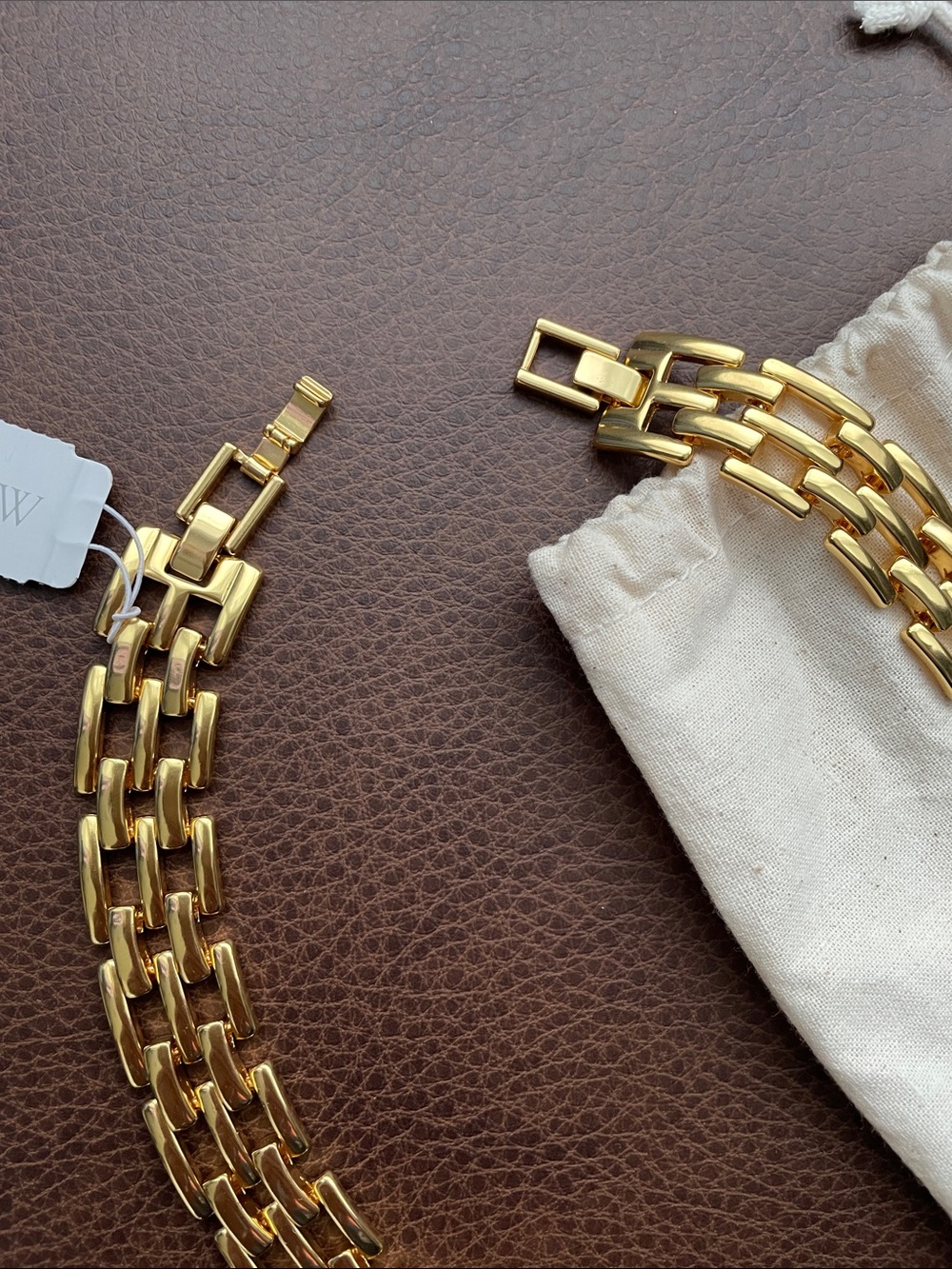 J. Crew Shiny Watchband Chain Necklace in shiny matte gold. - Picture 2 of 4